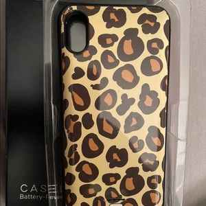 Casey Leopard XS Max Charging case